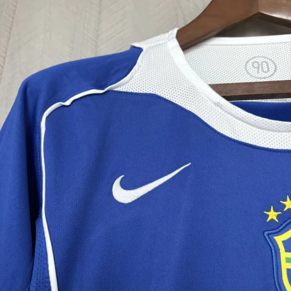 camisa retrÔ da seleÇÃo brasileira 2004 azul camisa retrÔ da seleÇÃo brasileira 2004 azul