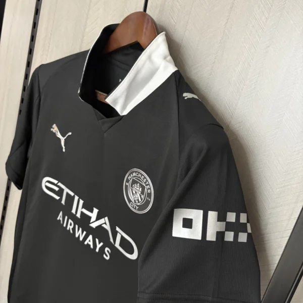 camisa reserva do manchester city 25/26 camisa reserva do manchester city 25/26